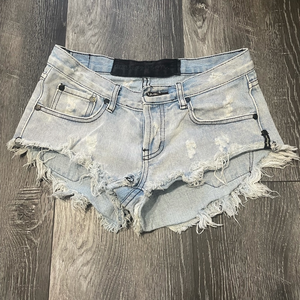 One teaspoon shorts
